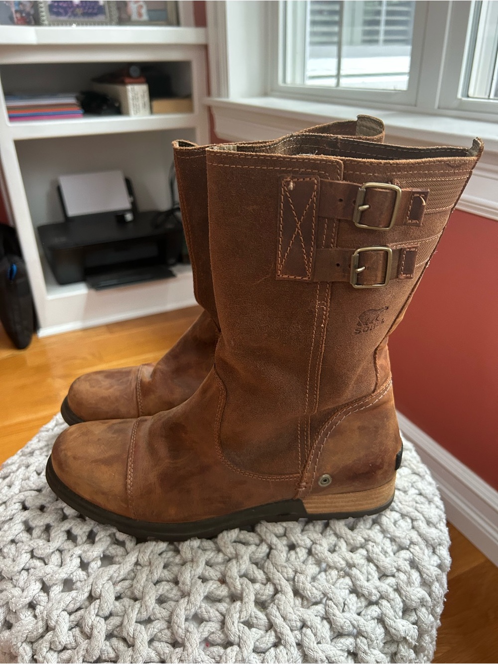 Sorel Women’s Pull on boots size 10.5